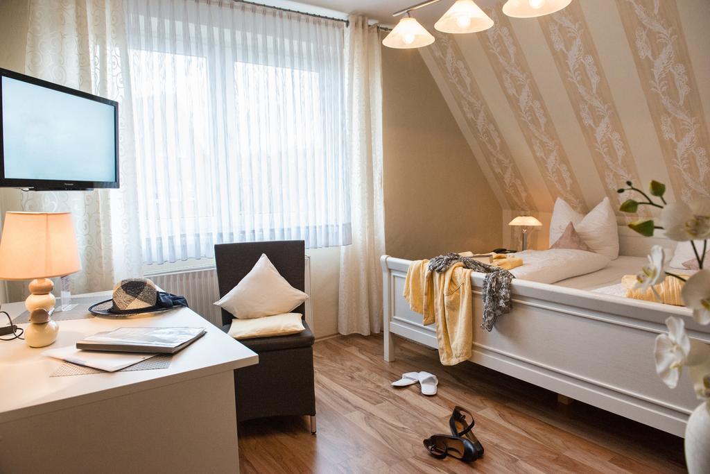 Piepers Landidyll Hotel Bad Laer Oda fotoğraf